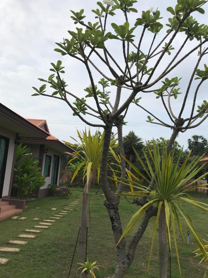 Tinna Resort Ban Nong Mai Ngam Bagian luar foto