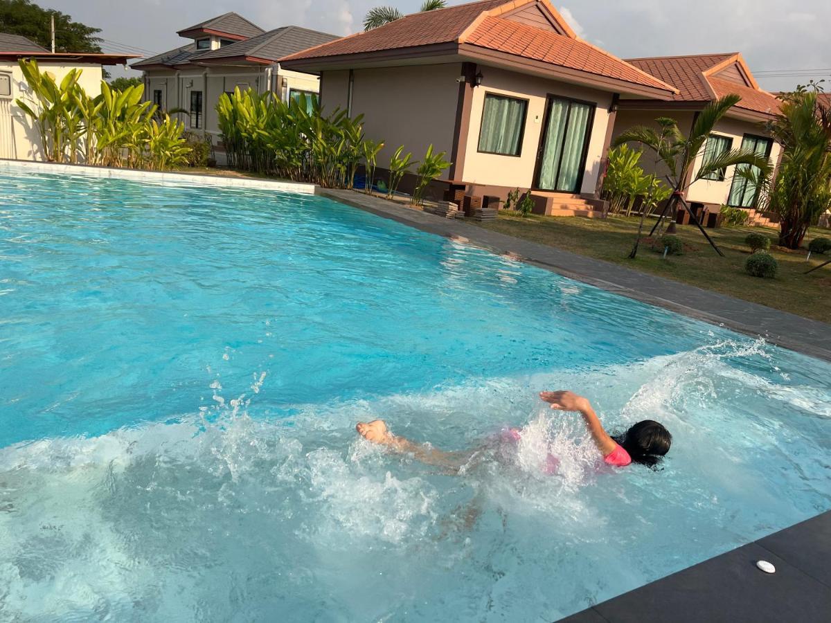 Tinna Resort Ban Nong Mai Ngam Bagian luar foto
