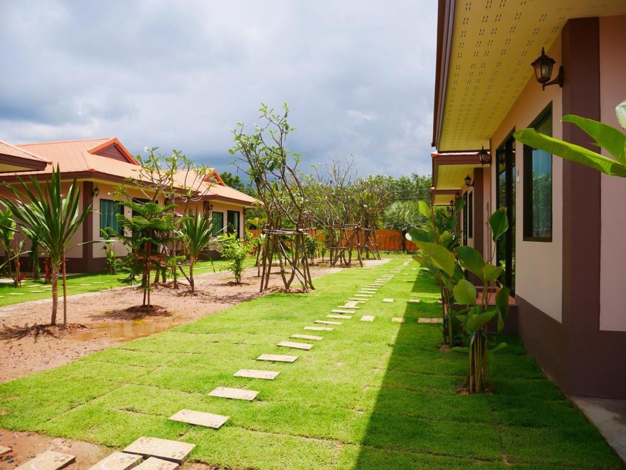 Tinna Resort Ban Nong Mai Ngam Bagian luar foto