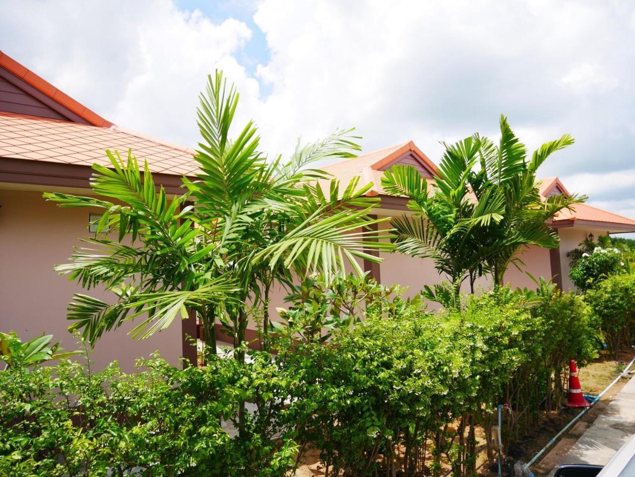 Tinna Resort Ban Nong Mai Ngam Bagian luar foto