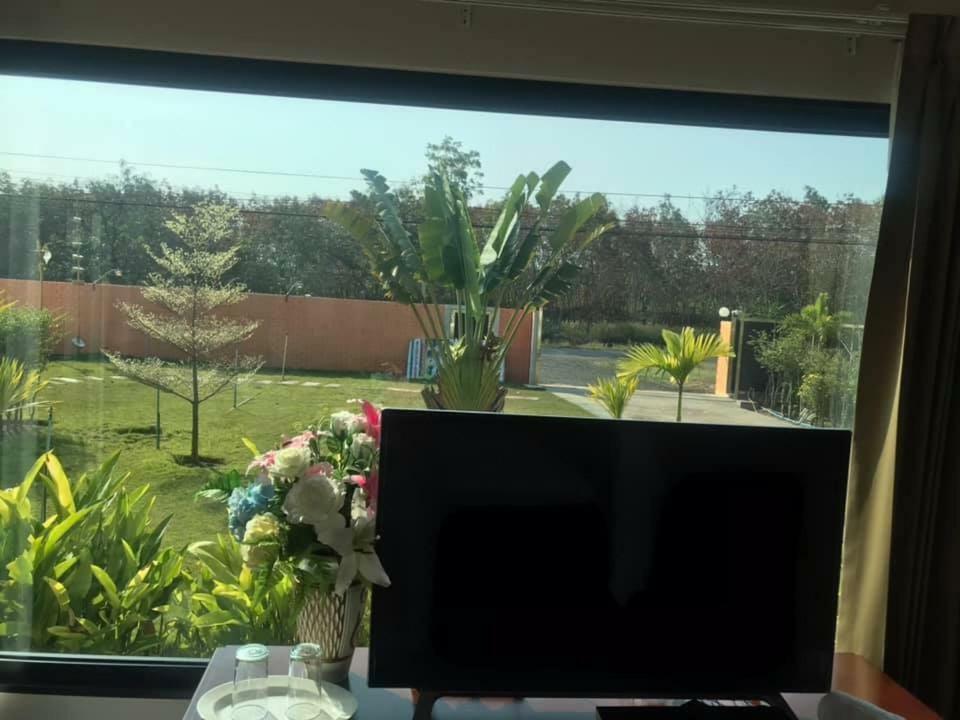 Tinna Resort Ban Nong Mai Ngam Bagian luar foto